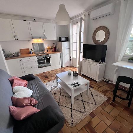 Sympathique Studio En Rez De Jardin Dans Residence Hyeres Exterior photo